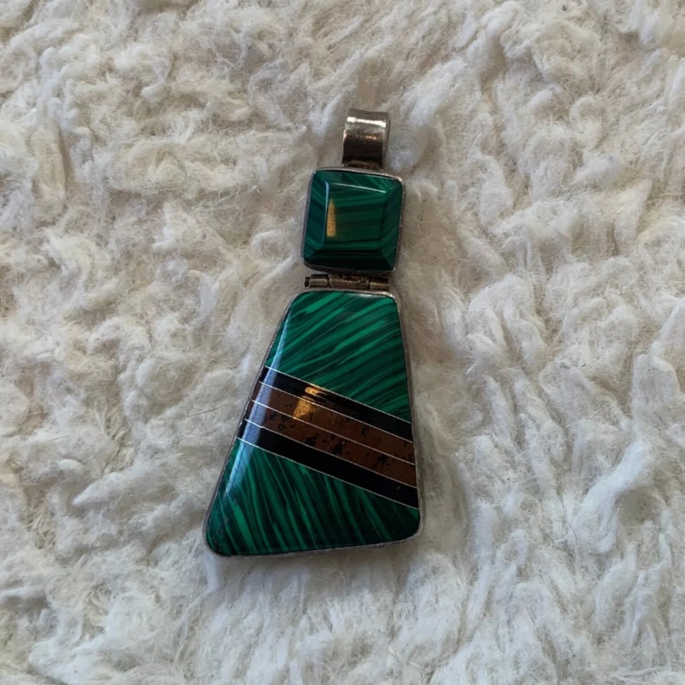 Vintage Two Sided Sterling Silver Native American Green and Red Pendant